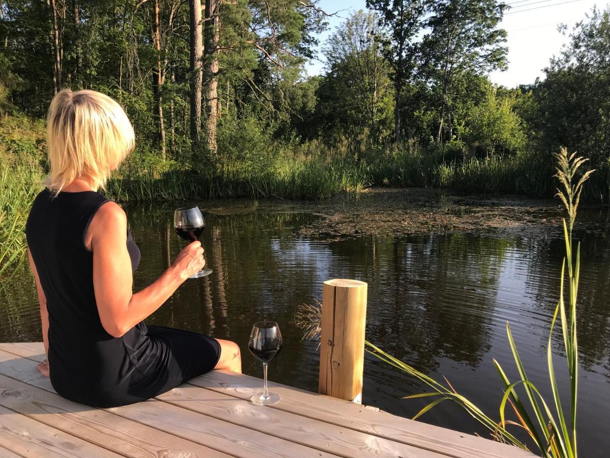 Hidingsta Gard B&B Örebro Exteriér fotografie